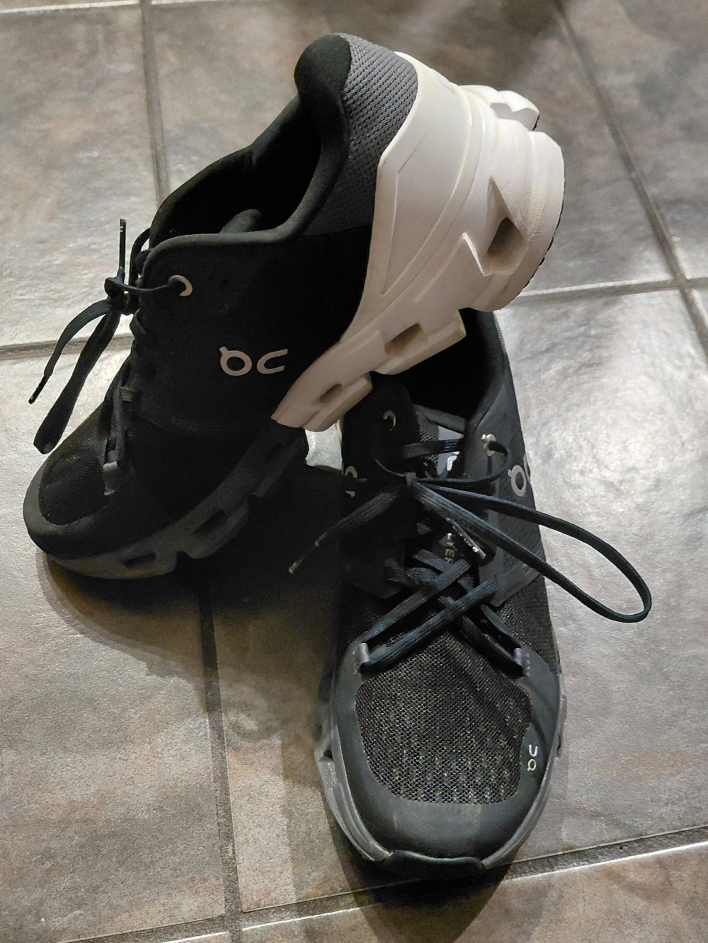 On Running Women's Athletic Shoes in Black and White